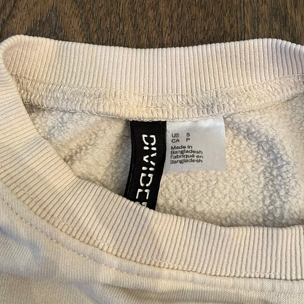 H&M Colorblock/Chevron Sweatshirt - Picture 4 of 9